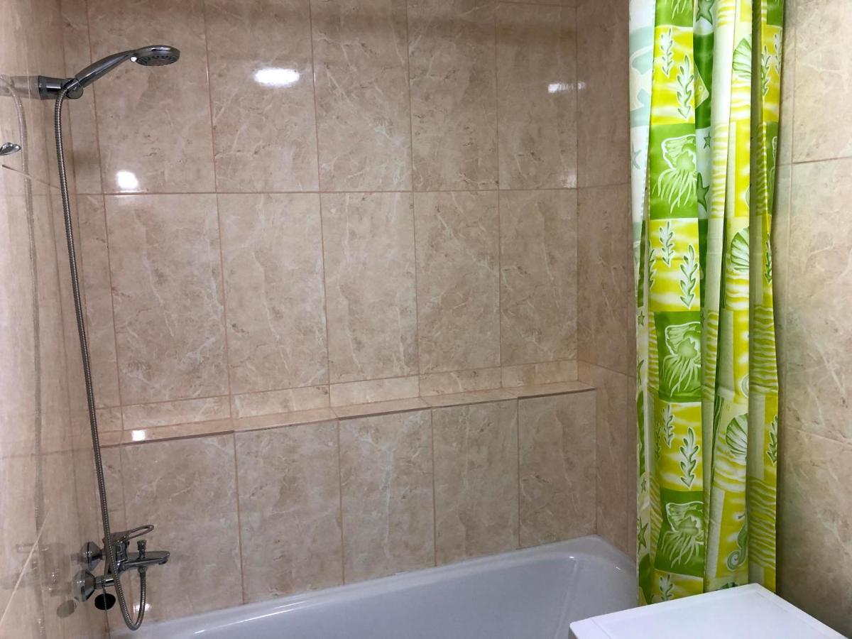 Gil Apartments, Korzo 7,2 Centre Uzhhorod Luaran gambar